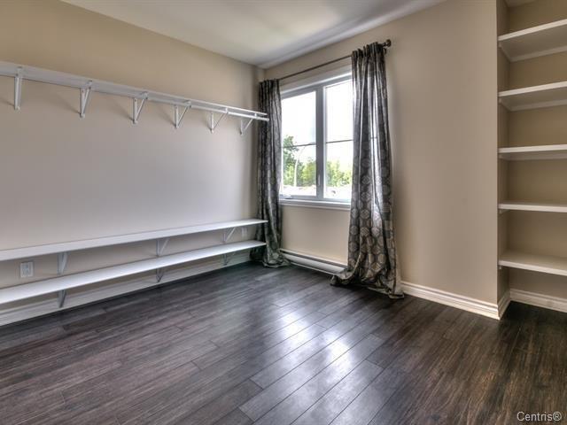 









5625


Boul. Chevrier

, 5,
Brossard,




QC
J4Z0G7

