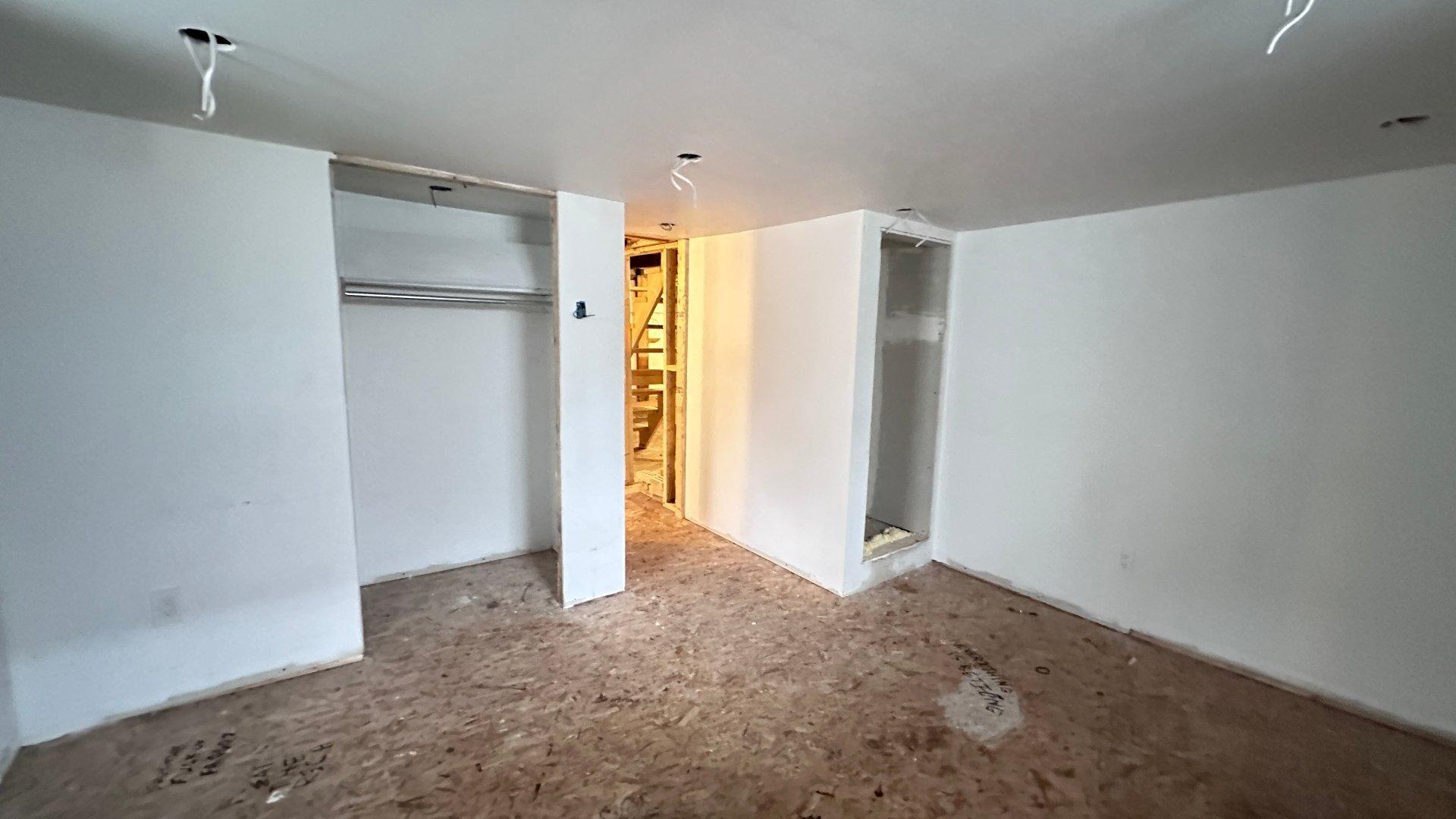 









4550


Rue St-Zotique E.

,
Montréal (Rosemont/La Petite-Patrie),




QC
H1T1M4

