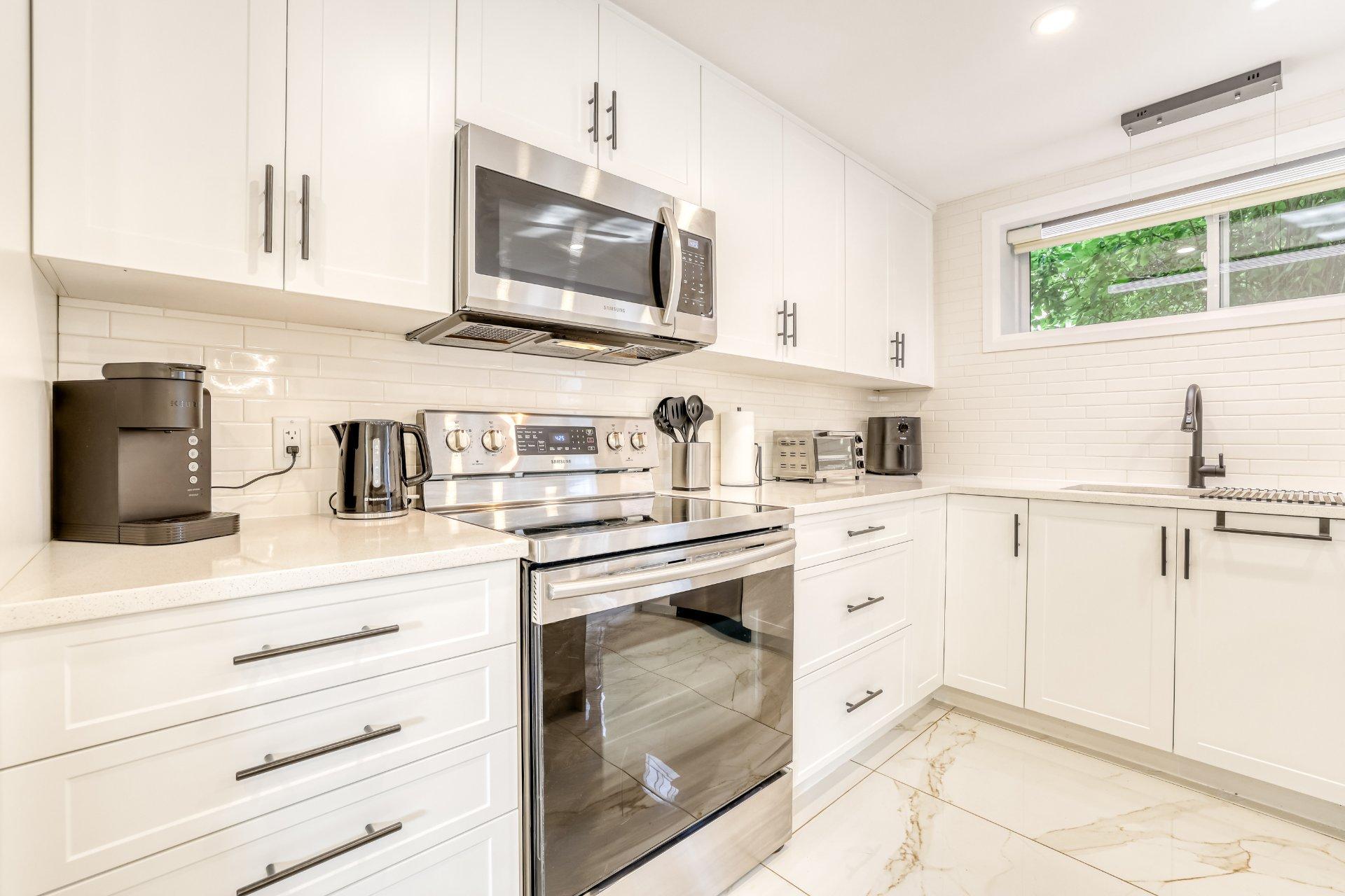 









46Z


Rue Leblanc

,
Gatineau (Gatineau),




QC
J8T4Z9

