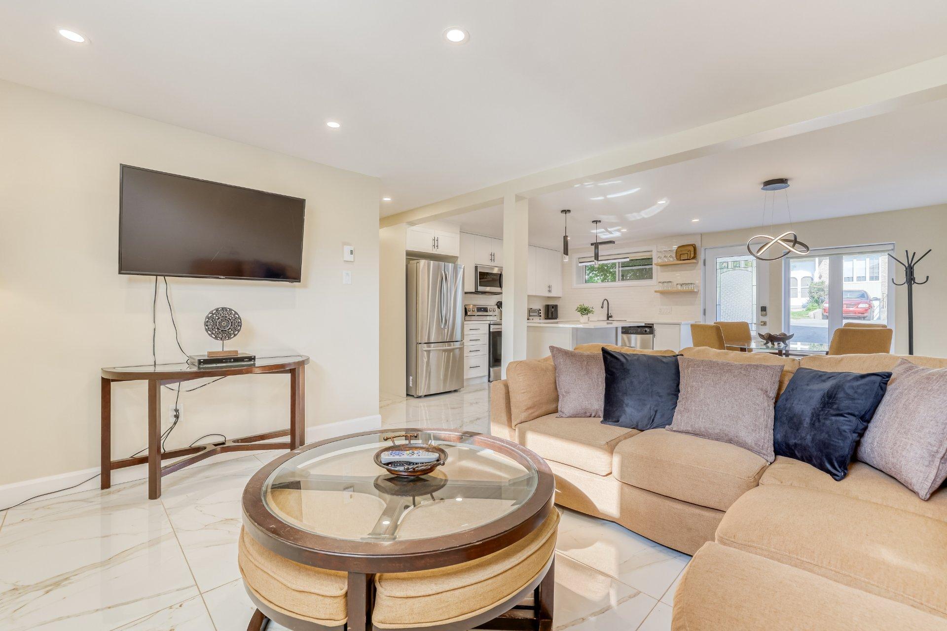 









46Z


Rue Leblanc

,
Gatineau (Gatineau),




QC
J8T4Z9

