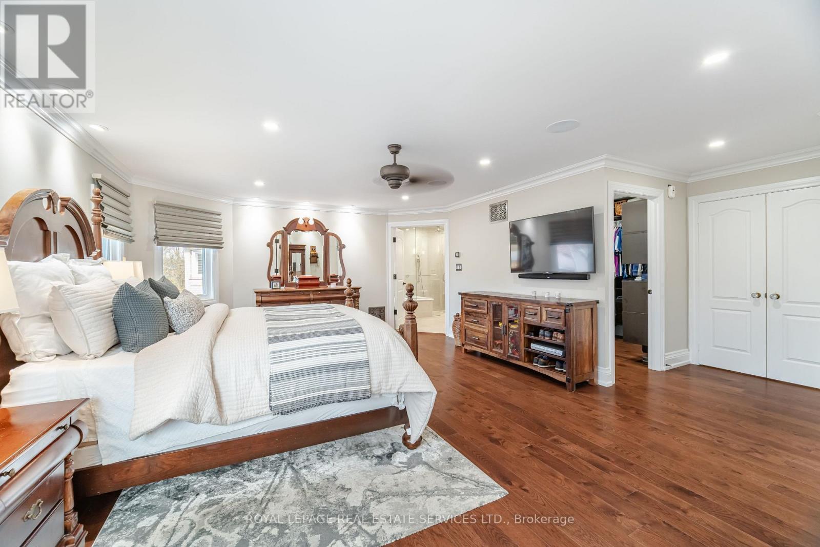 












2097 ARBOURVIEW DRIVE

,
Oakville,




Ontario
L6M3P3

