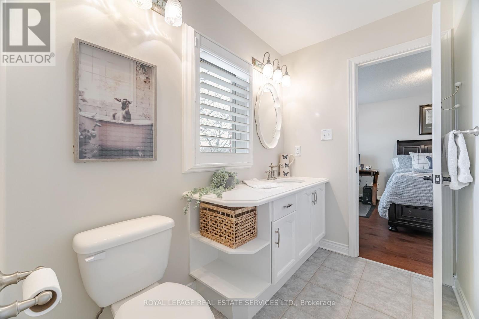












2097 ARBOURVIEW DRIVE

,
Oakville,




Ontario
L6M3P3

