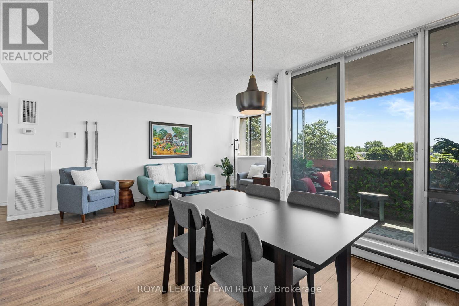 












604 - 530 LAURIER AVENUE W

,
Ottawa,




Ontario
K1R7T1

