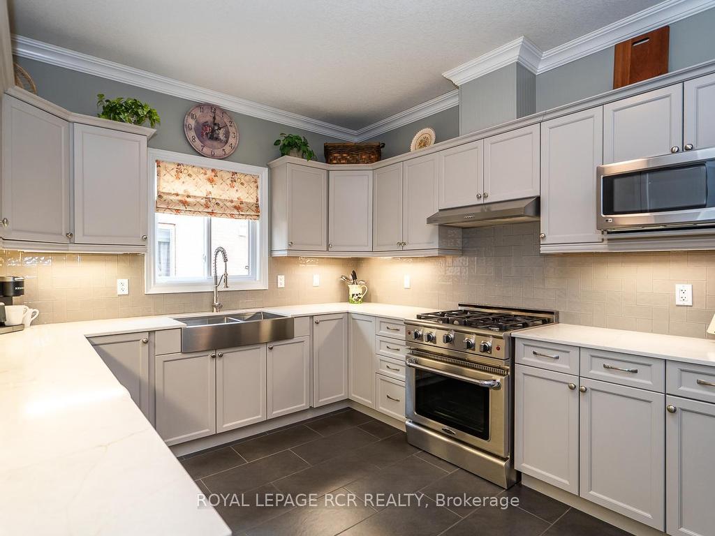 









39


Dinnick

Crescent,
Orangeville,




ON
L9W 0B7

