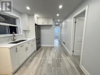 












2 - 198 MARKHAM STREET

,
Toronto,




Ontario
M6J2G6

