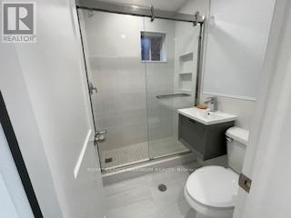 












2 - 198 MARKHAM STREET

,
Toronto,




Ontario
M6J2G6

