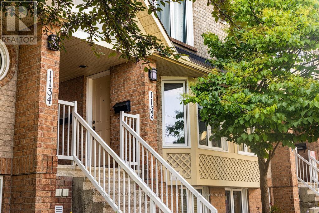 












10 - 1132 GABLEFIELD PRIVATE

,
Ottawa,




Ontario
K1J1E3

