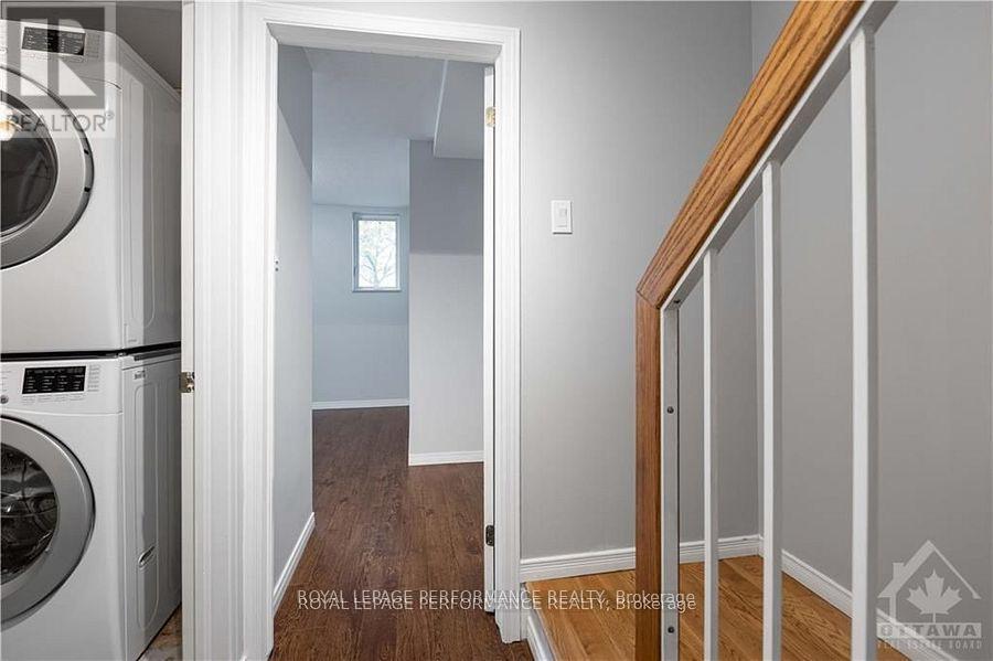 












10 - 1132 GABLEFIELD PRIVATE

,
Ottawa,




Ontario
K1J1E3

