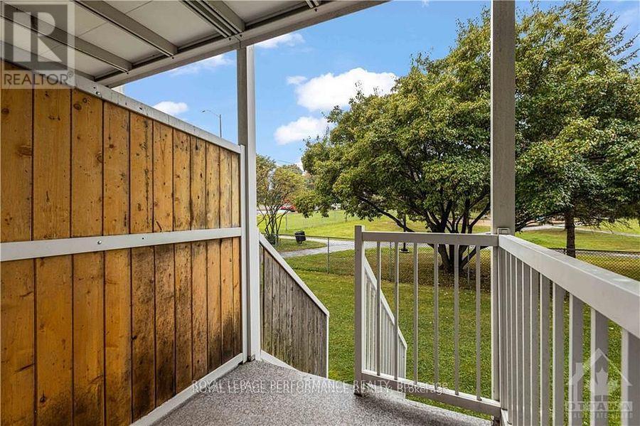












10 - 1132 GABLEFIELD PRIVATE

,
Ottawa,




Ontario
K1J1E3

