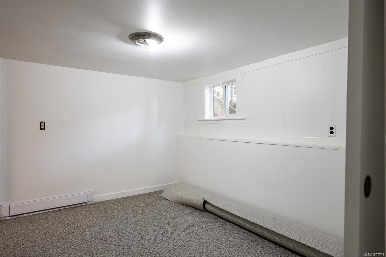 









612


Fourth

St,
Nanaimo,




BC
V9R 1T7

