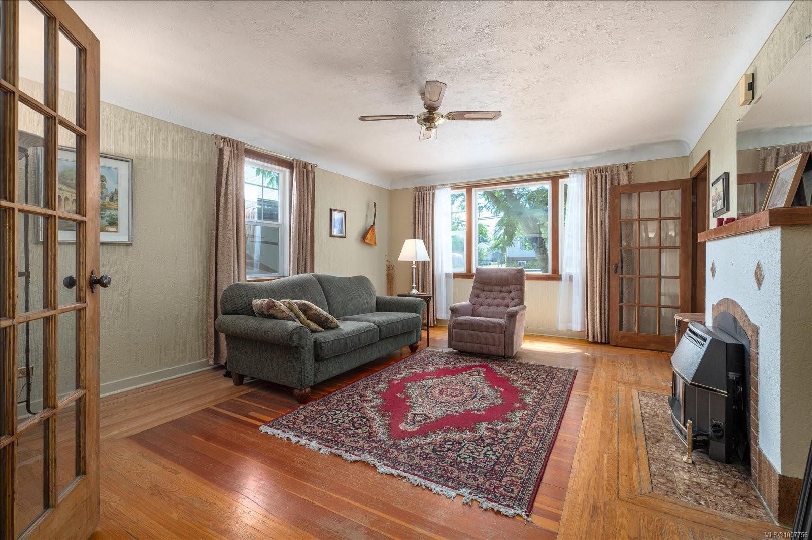 









612


Fourth

St,
Nanaimo,




BC
V9R 1T7

