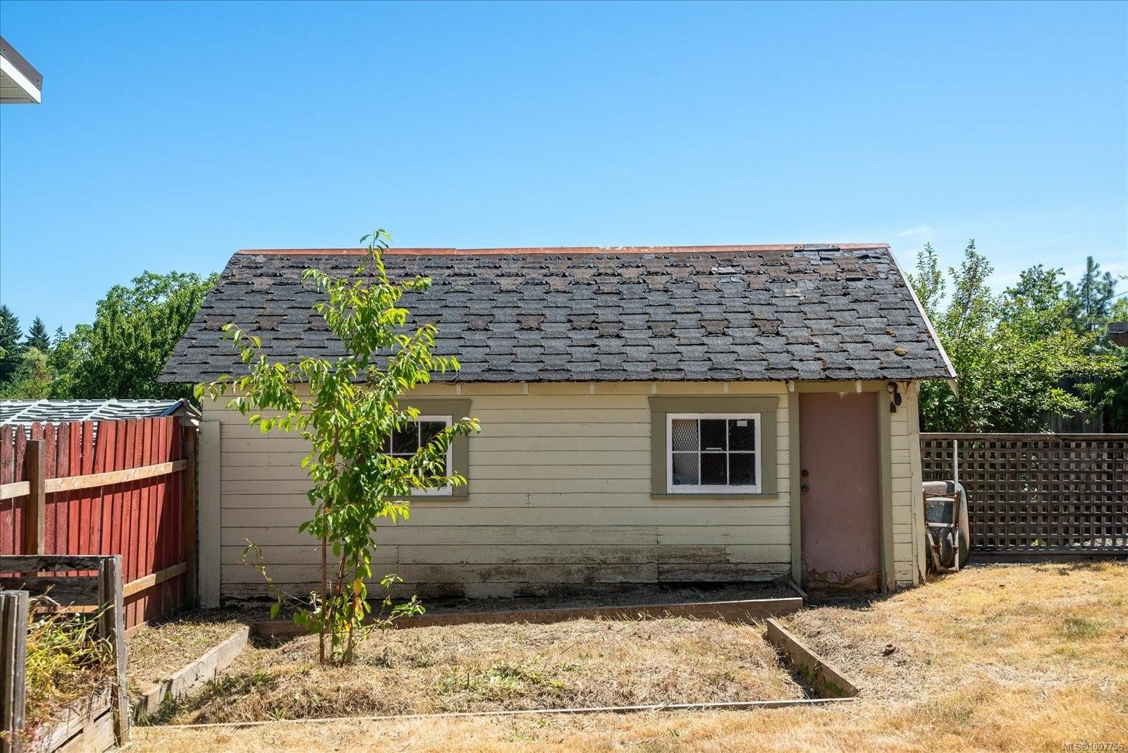 









612


Fourth

St,
Nanaimo,




BC
V9R 1T7

