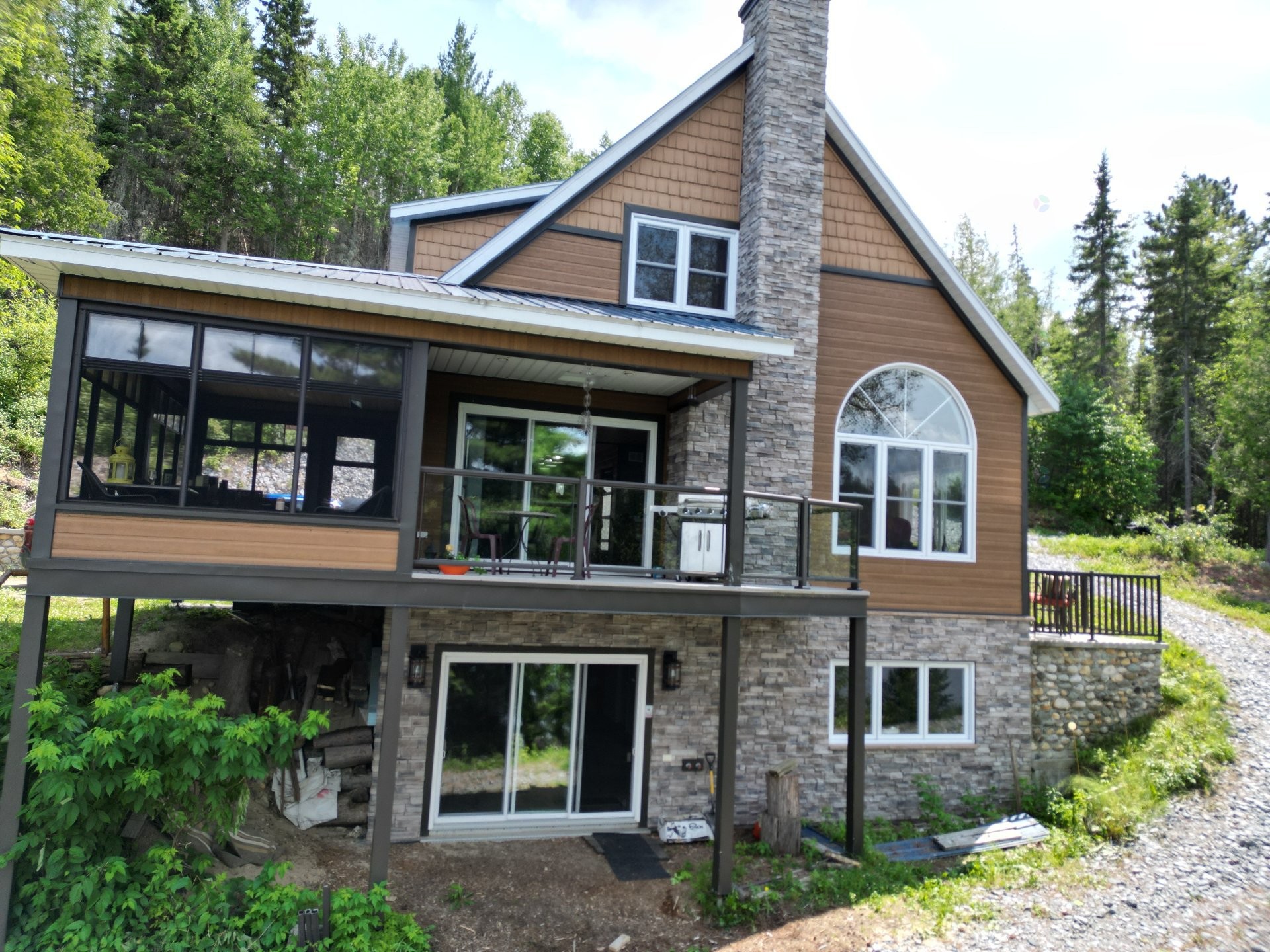 









2225


Ch. de Grassy Narrow

,
Moffet,




QC
J0Z2W0

