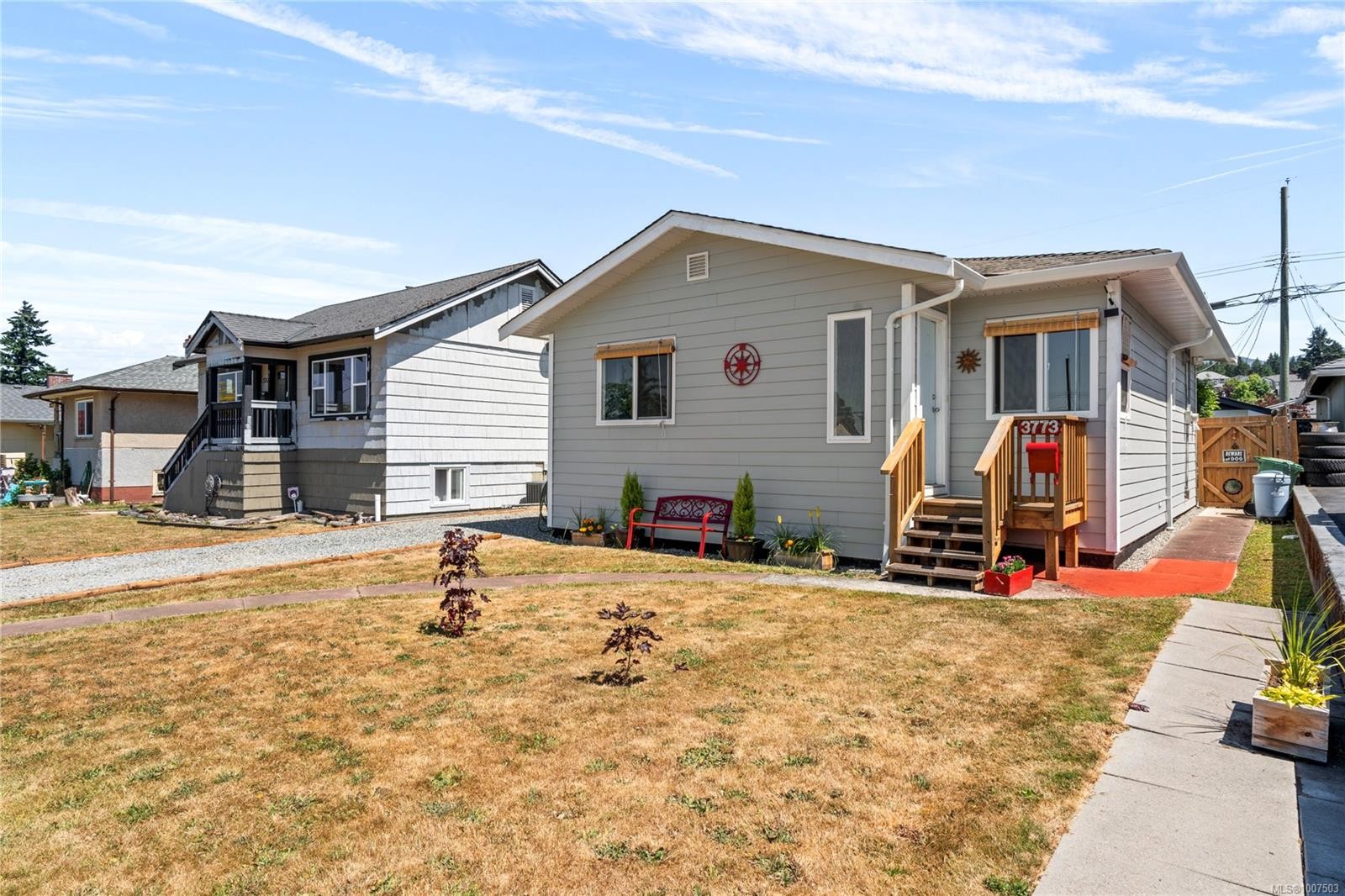 









3773


14th

Ave,
Port Alberni,




BC
V9Y 5B8

