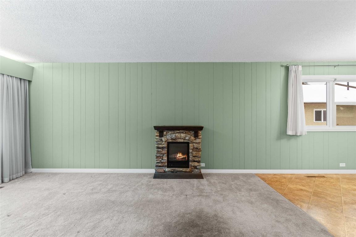 









1115


Victoria

Road,
Revelstoke,




BC
V0E 2S0

