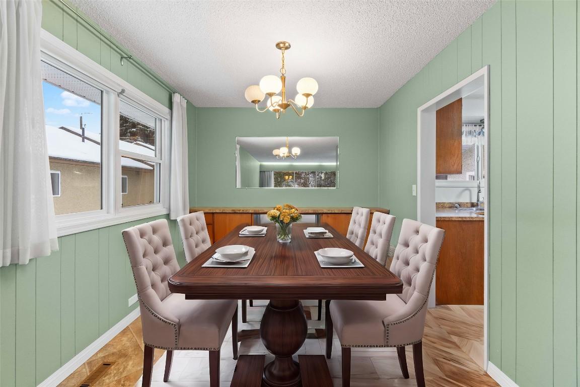 









1115


Victoria

Road,
Revelstoke,




BC
V0E 2S0

