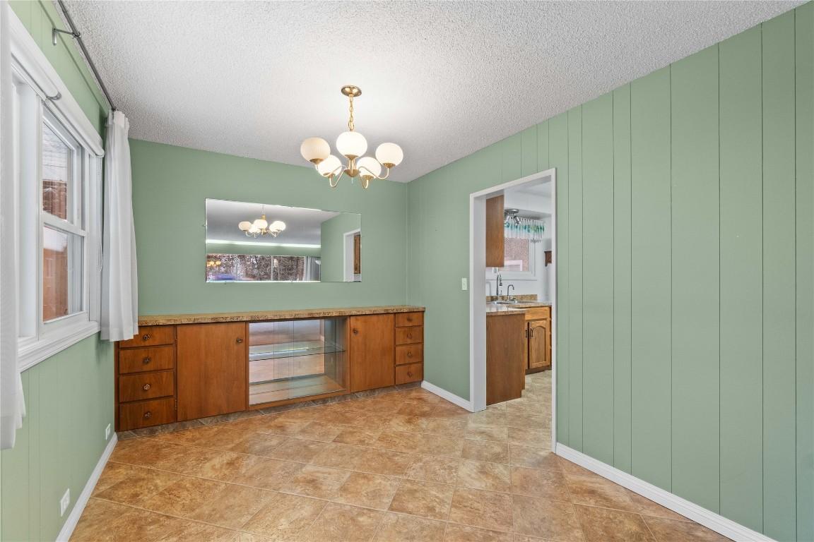 









1115


Victoria

Road,
Revelstoke,




BC
V0E 2S0

