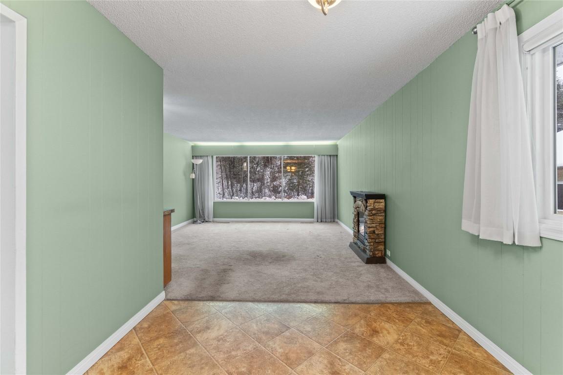 









1115


Victoria

Road,
Revelstoke,




BC
V0E 2S0

