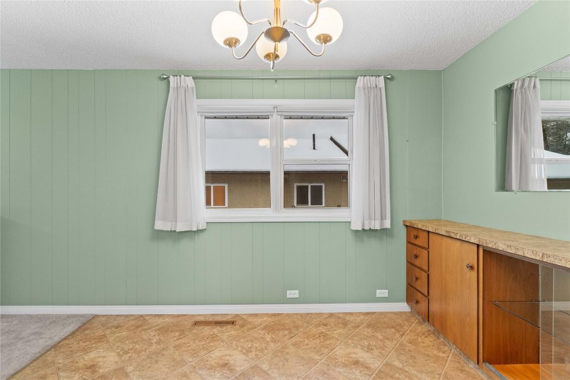 









1115


Victoria

Road,
Revelstoke,




BC
V0E 2S0

