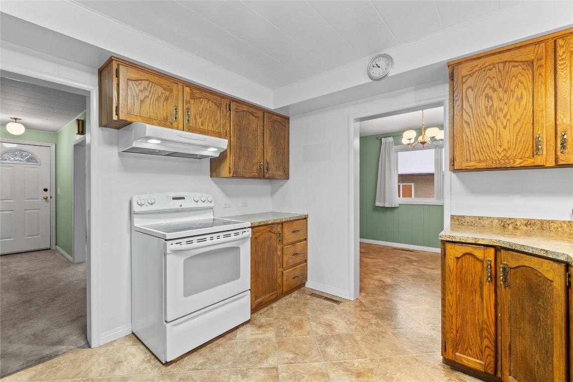 









1115


Victoria

Road,
Revelstoke,




BC
V0E 2S0

