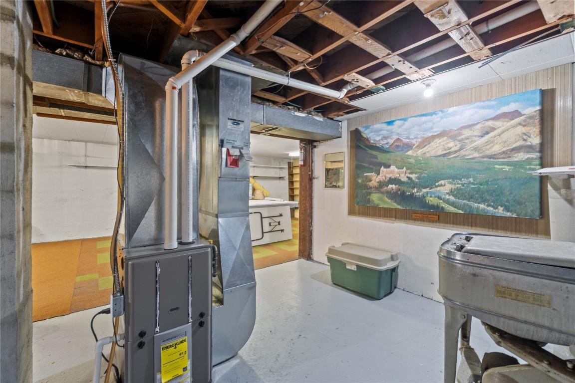 









1115


Victoria

Road,
Revelstoke,




BC
V0E 2S0

