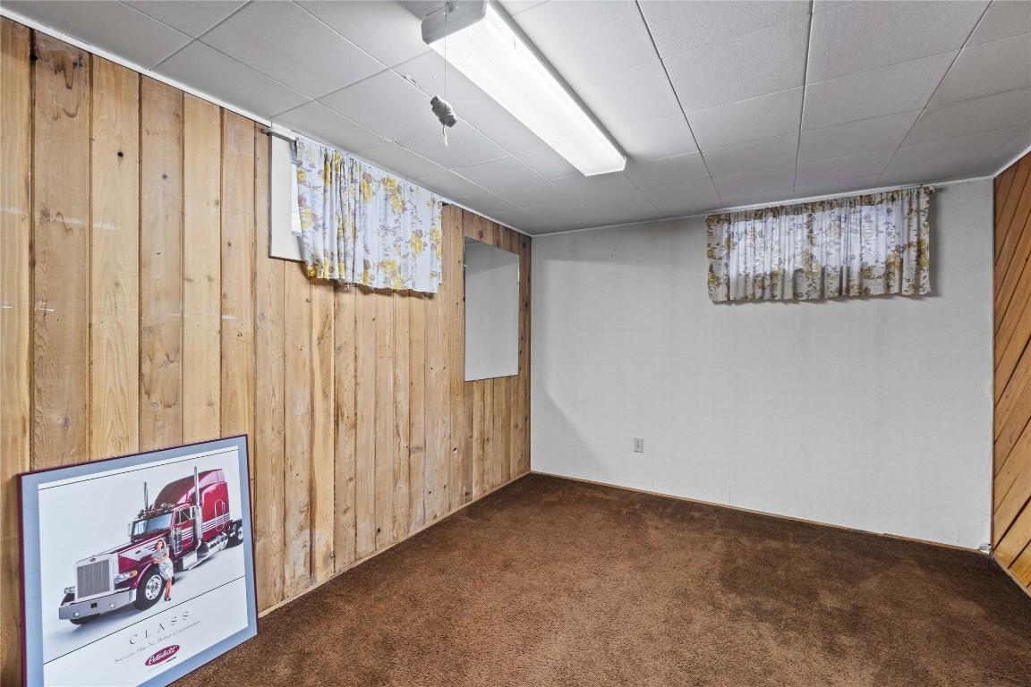 









1115


Victoria

Road,
Revelstoke,




BC
V0E 2S0

