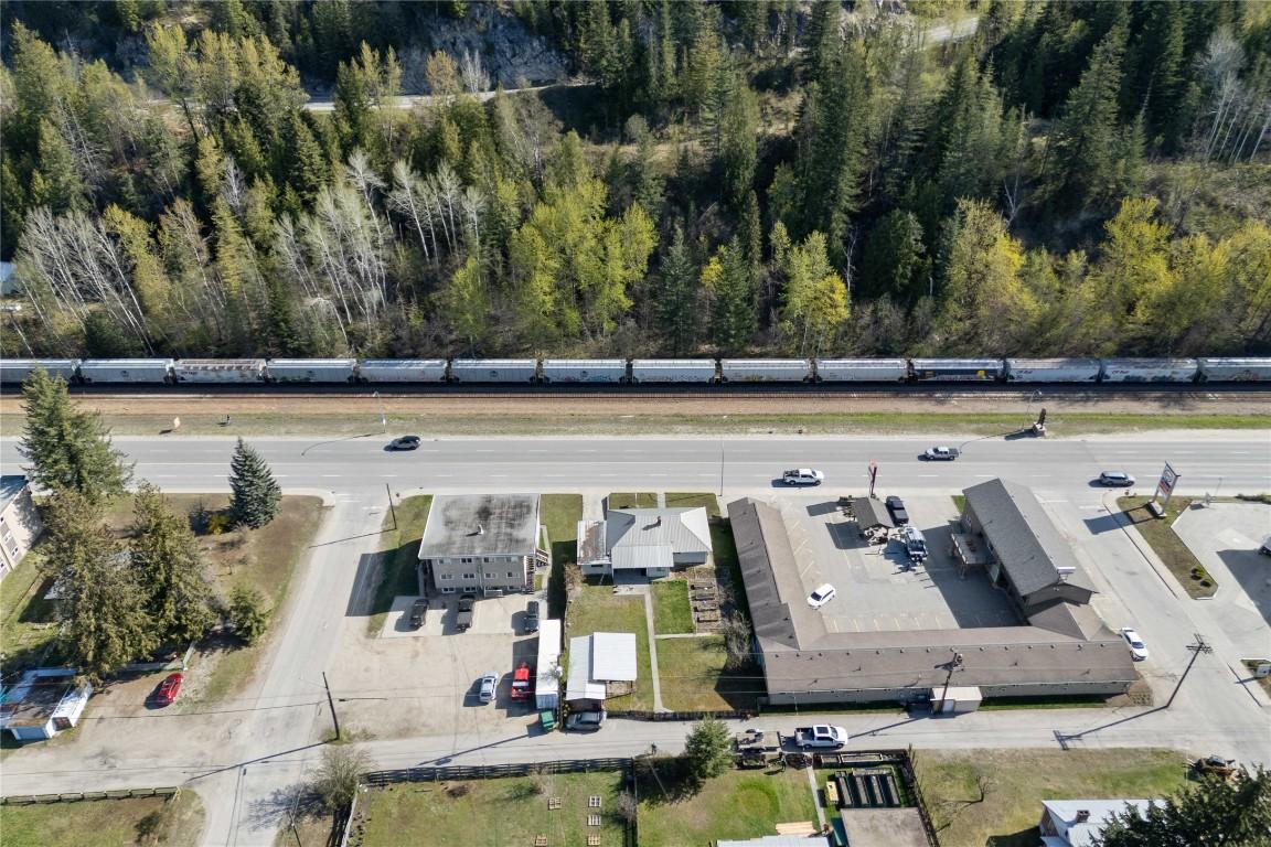 









1115


Victoria

Road,
Revelstoke,




BC
V0E 2S0

