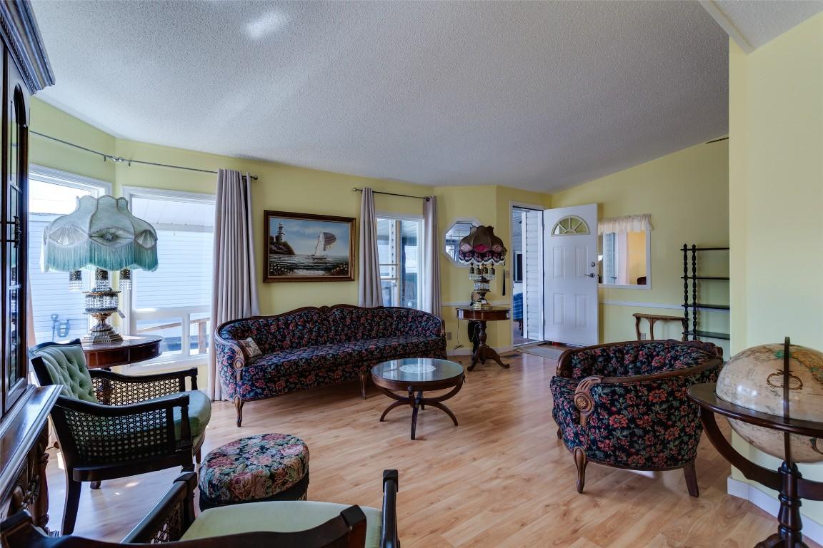 









720


Commonwealth

Road, 191,
Kelowna,




BC
V4V 1S1

