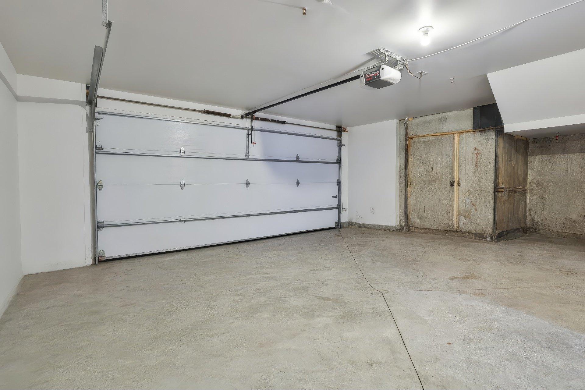 









171Z


Rue Khalil-Gibran

,
Montréal (Saint-Laurent),




QC
H4N4A2

