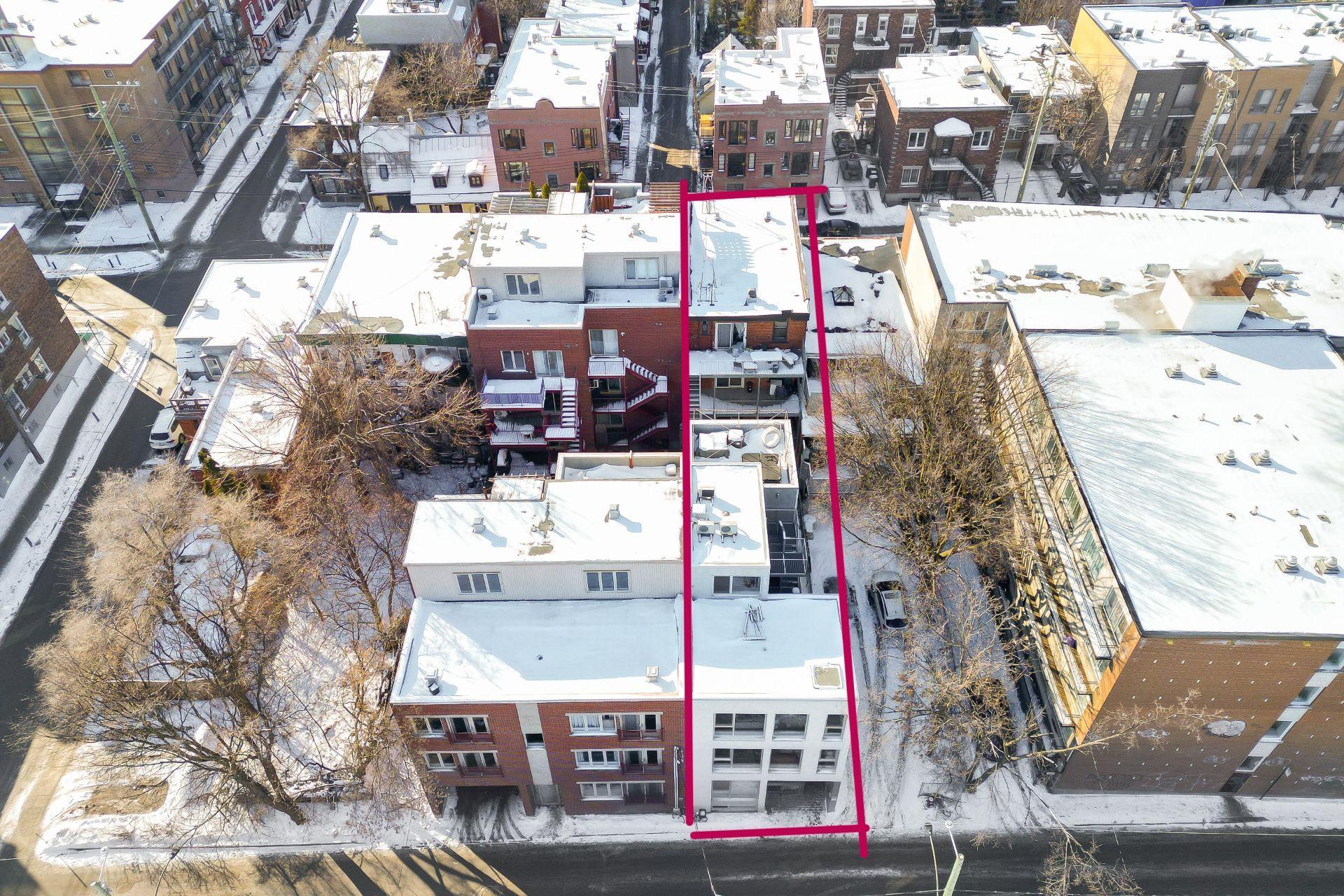 









5283

 - 5287


Rue Berri

,
Montréal (Le Plateau-Mont-Royal),




QC
H2J2S7

