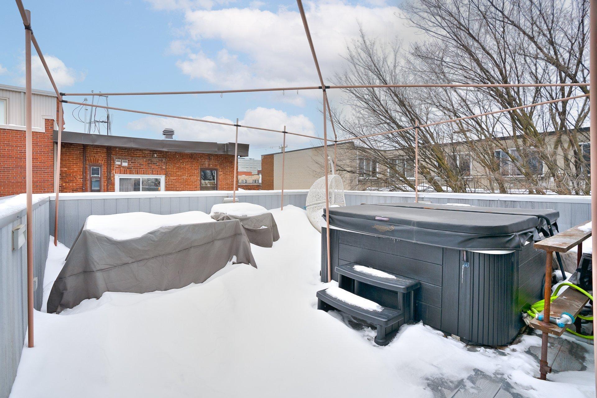 









5283

 - 5287


Rue Berri

,
Montréal (Le Plateau-Mont-Royal),




QC
H2J2S7


