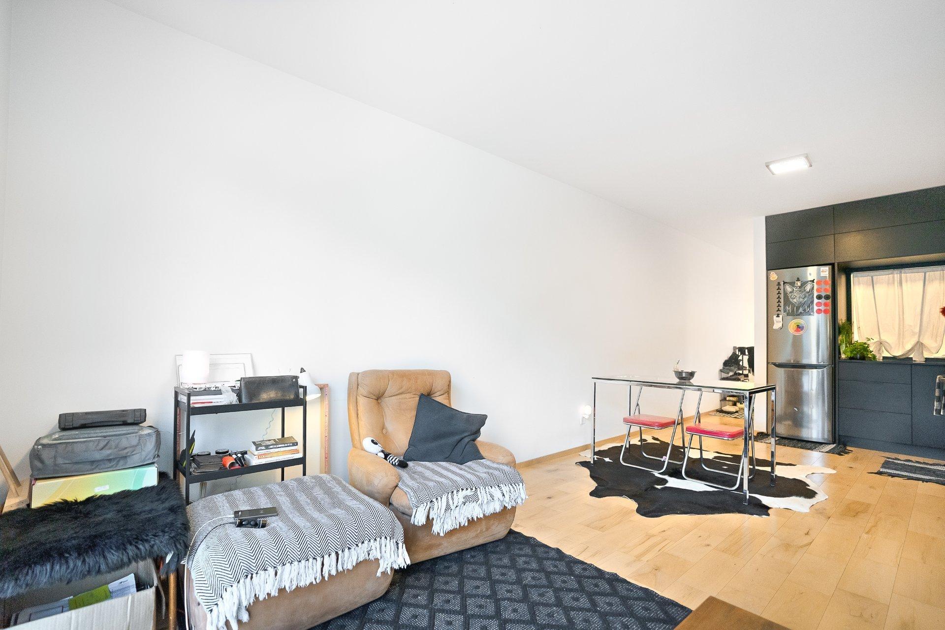









5283

 - 5287


Rue Berri

,
Montréal (Le Plateau-Mont-Royal),




QC
H2J2S7

