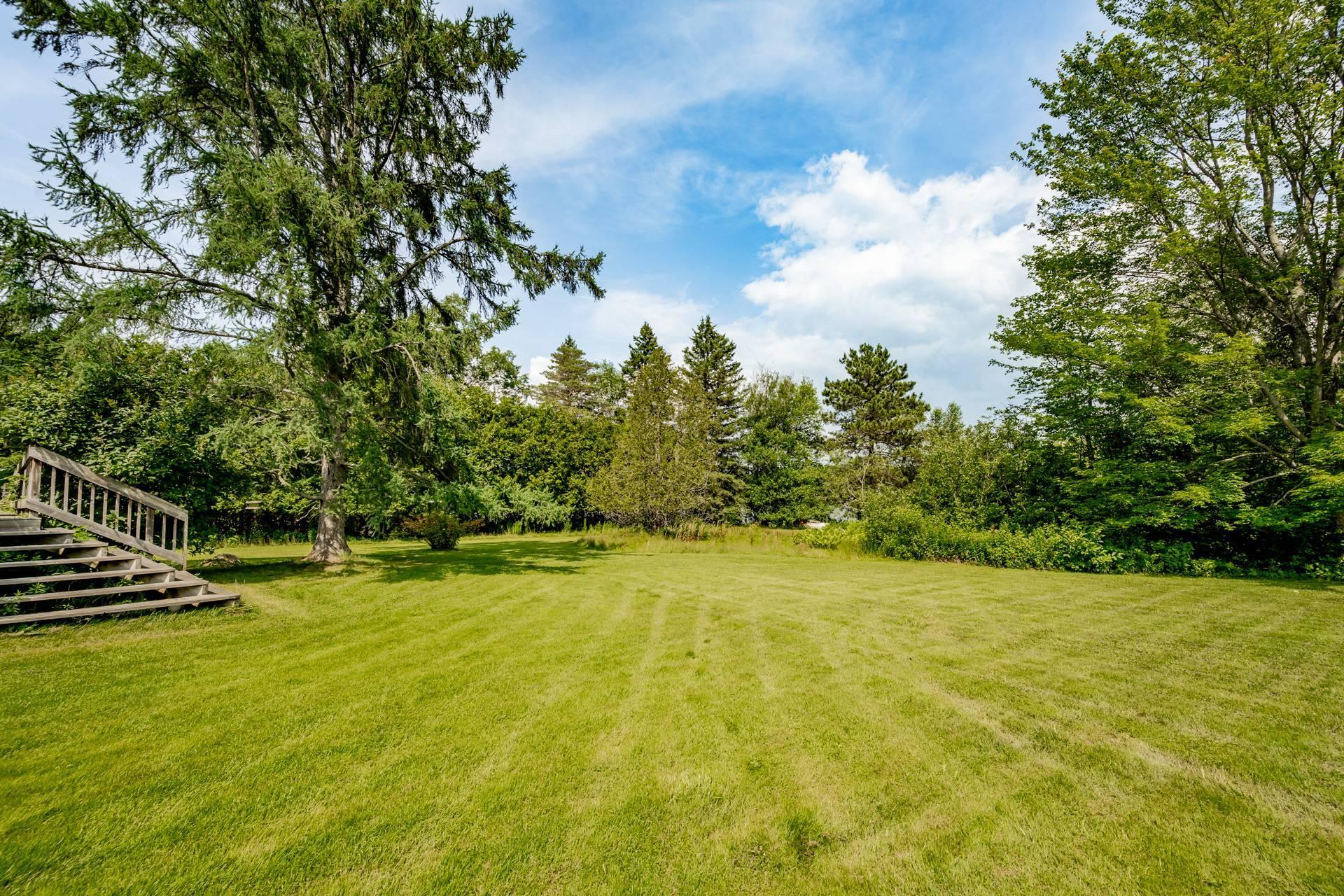 









440


Rue Conrad-Blanchet

,
Sherbrooke (Brompton/Rock Forest/Saint-Élie/Deauville),




QC
J1N3P4

