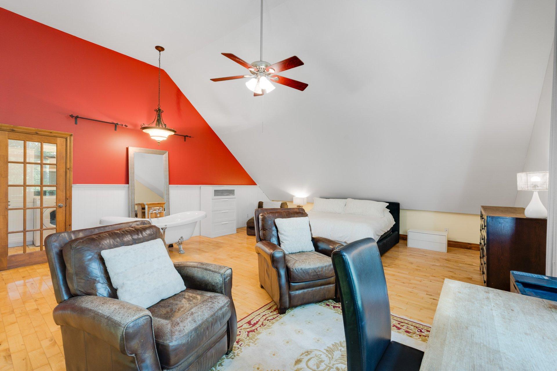 









502


Ch. du Chêne-Rouge

,
Val-des-Monts,




QC
J8N6G1

