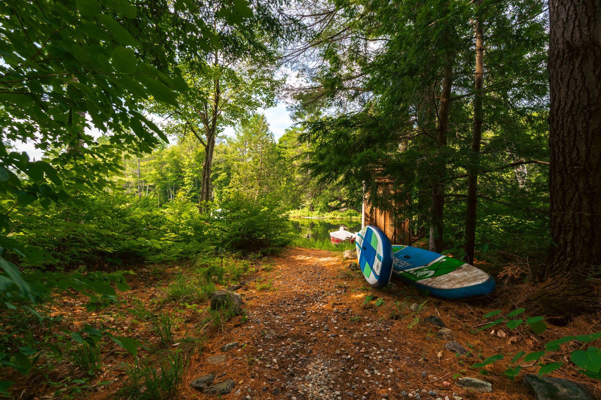 









502


Ch. du Chêne-Rouge

,
Val-des-Monts,




QC
J8N6G1

