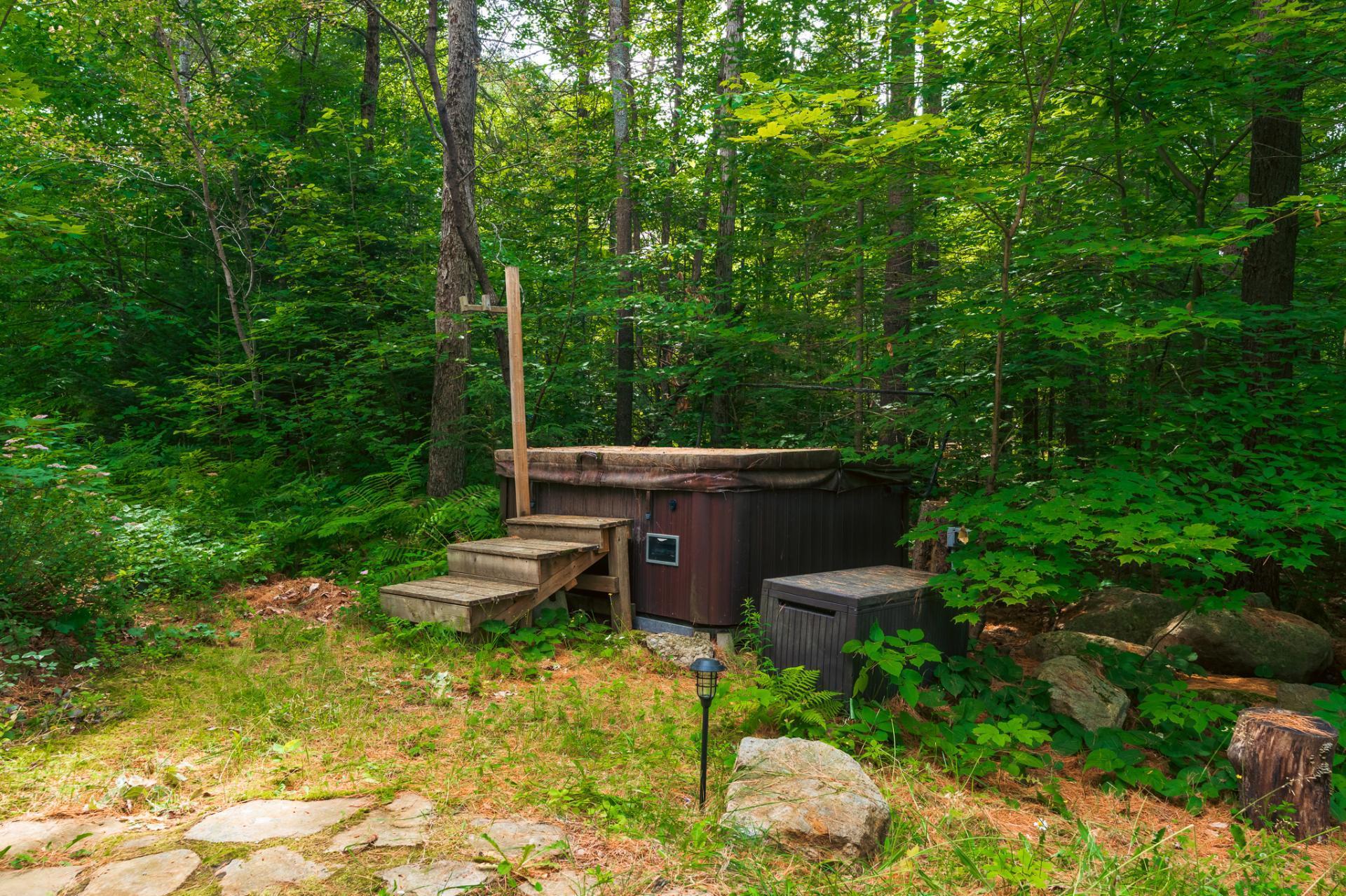 









502


Ch. du Chêne-Rouge

,
Val-des-Monts,




QC
J8N6G1

