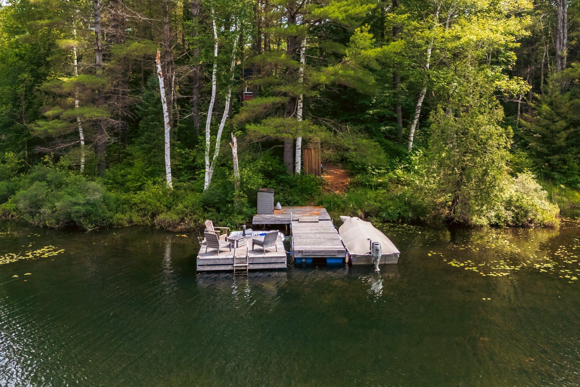 









502


Ch. du Chêne-Rouge

,
Val-des-Monts,




QC
J8N6G1

