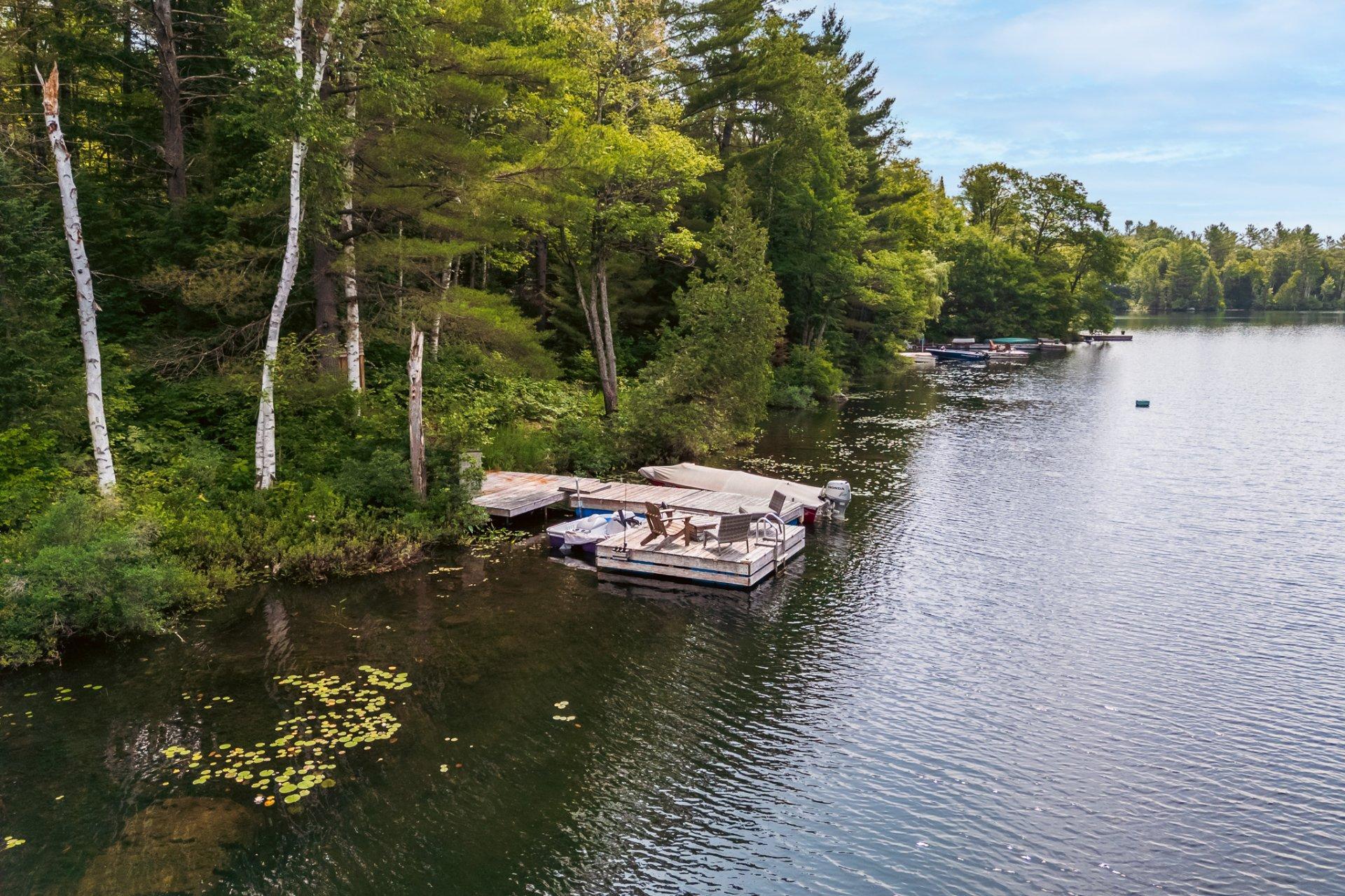 









502


Ch. du Chêne-Rouge

,
Val-des-Monts,




QC
J8N6G1

