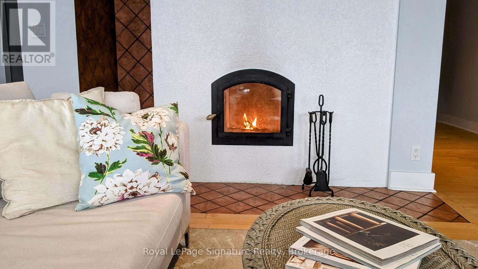 












807035 25TH SIDE ROAD

,
Grey Highlands,




Ontario
N0C1G0

