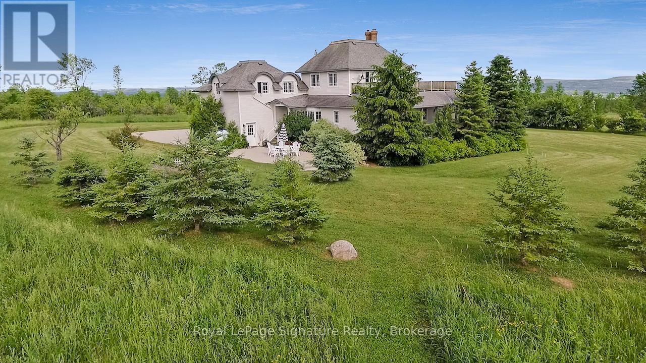 












807035 25TH SIDE ROAD

,
Grey Highlands,




Ontario
N0C1G0

