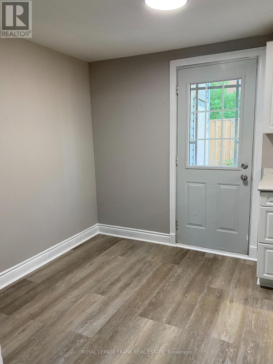 












297 SHERBROOKE STREET

,
Peterborough Central (North),




Ontario
K9J2N7

