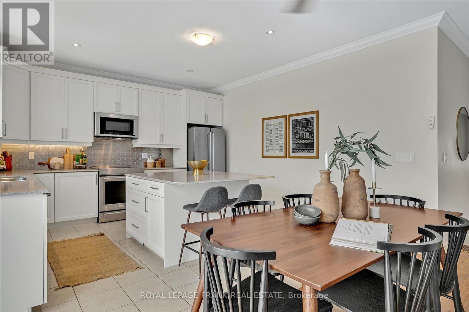 












8 - 24 BRINTON DRIVE

,
Peterborough South (West),




Ontario
K9J8S8

