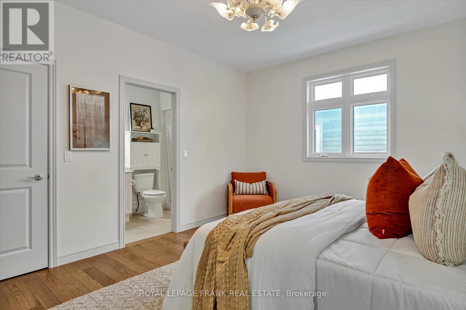 












8 - 24 BRINTON DRIVE

,
Peterborough South (West),




Ontario
K9J8S8

