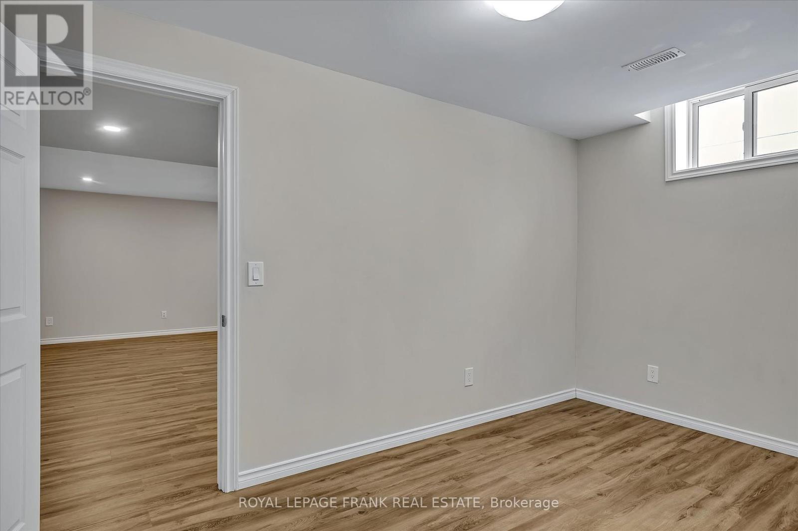 












8 - 24 BRINTON DRIVE

,
Peterborough South (West),




Ontario
K9J8S8

