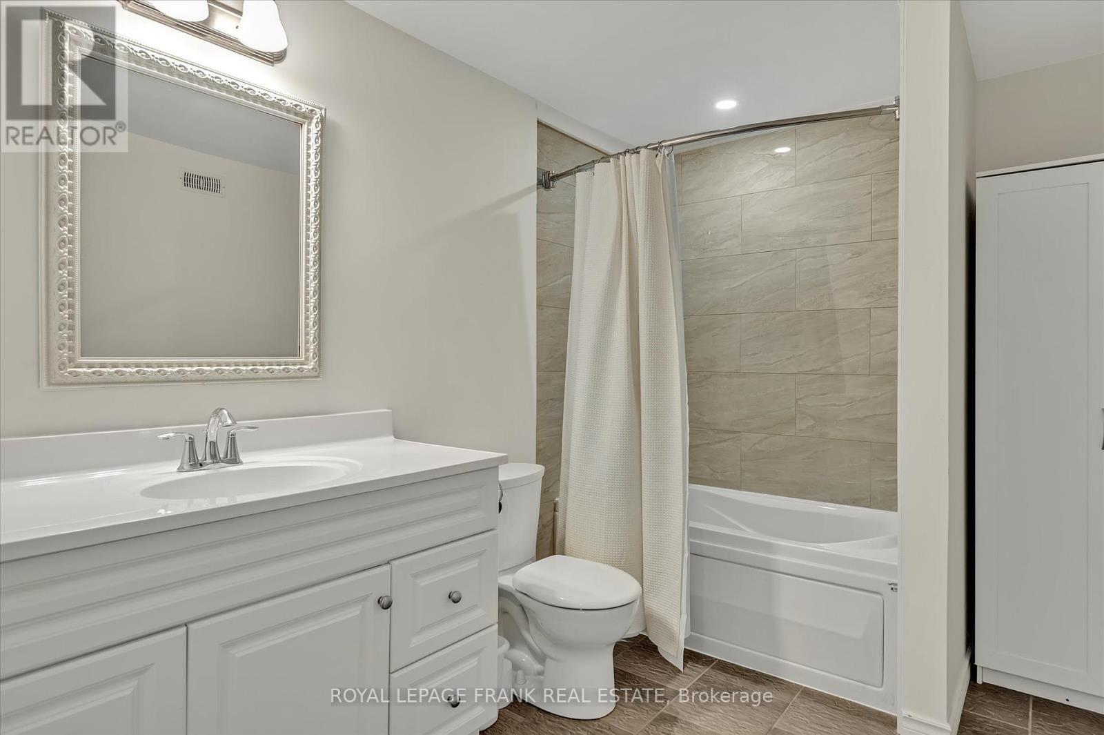 












8 - 24 BRINTON DRIVE

,
Peterborough South (West),




Ontario
K9J8S8

