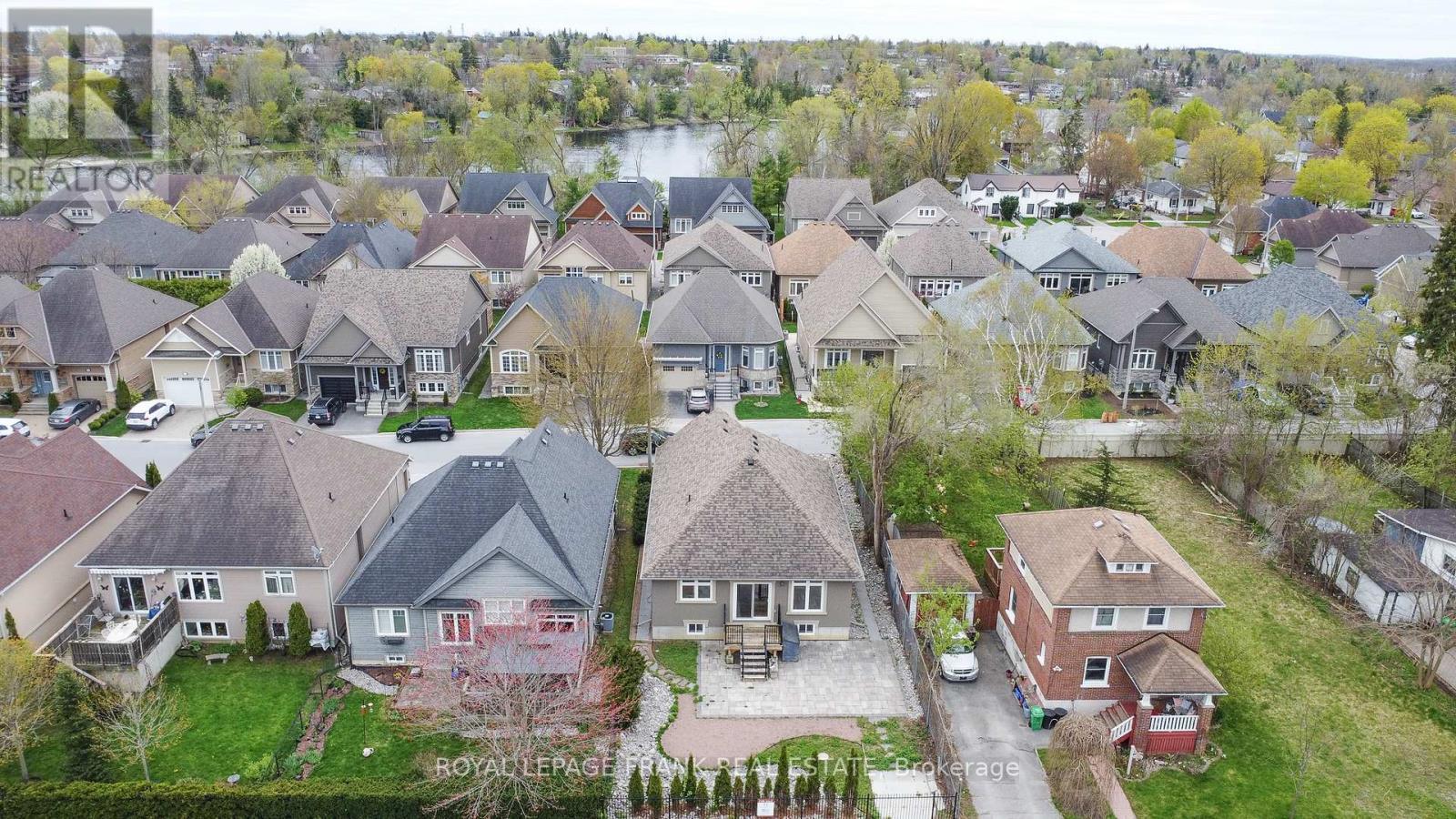 












8 - 24 BRINTON DRIVE

,
Peterborough South (West),




Ontario
K9J8S8

