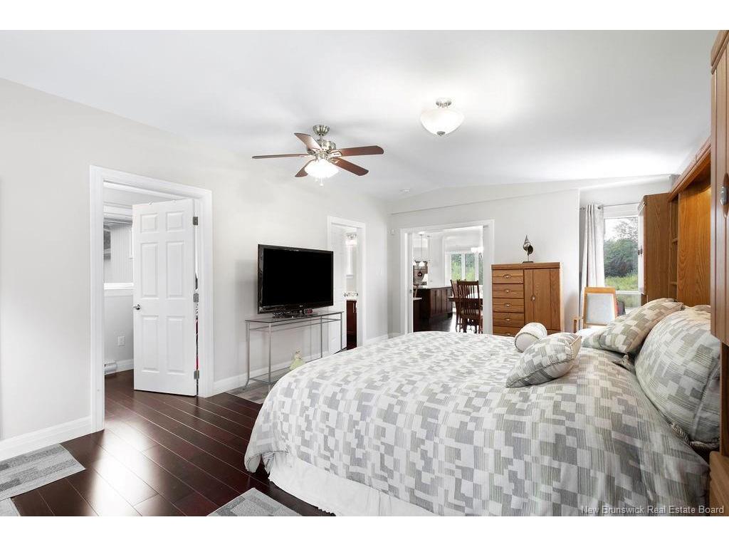 









5


Golden Hawk

DR,
Miramichi,




NB
E1N 3J1

