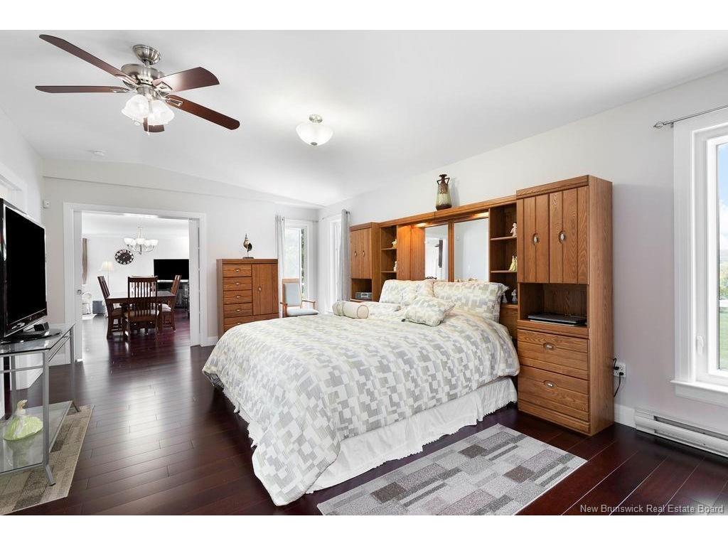 









5


Golden Hawk

DR,
Miramichi,




NB
E1N 3J1

