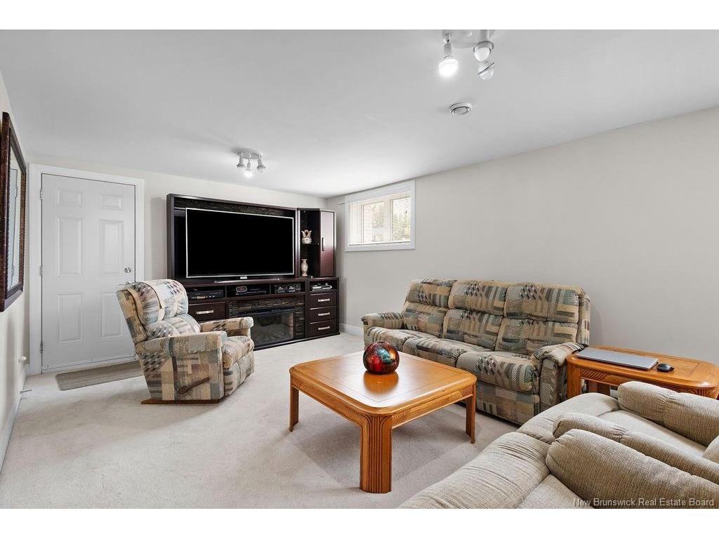









5


Golden Hawk

DR,
Miramichi,




NB
E1N 3J1

