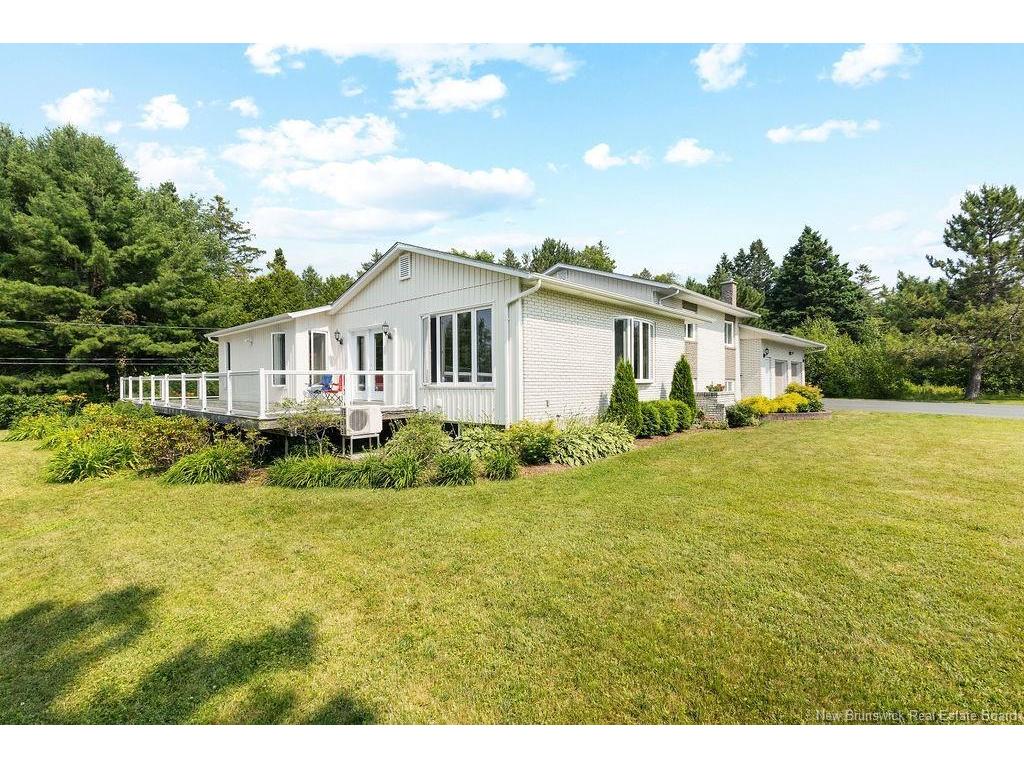 









5


Golden Hawk

DR,
Miramichi,




NB
E1N 3J1

